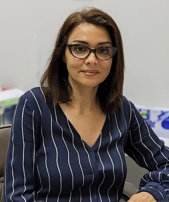 Dr Moghadam1.jpg